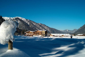 Гостиница Landhotel Strasserwirt, Санкт-Ульрих-Ам-Пиллерзее